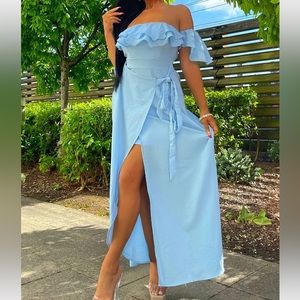 Fashion Nova beautiful off the shoulder dress.